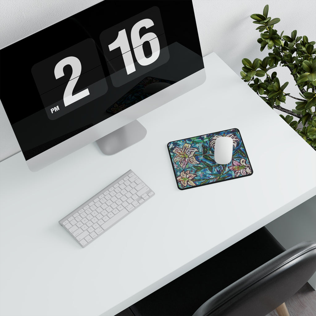 Lily Flower Gaming Mouse Pad — Non-Slip Design